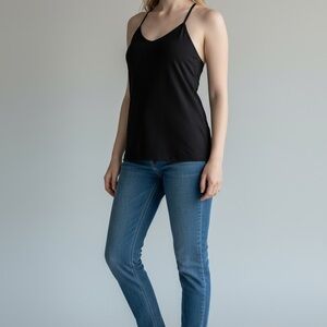 Athleta Black Racerback Built-In Bra Tank – Size L – Studio / Yoga